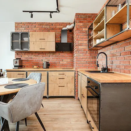 Nadbrzezna 106d36 Gąski