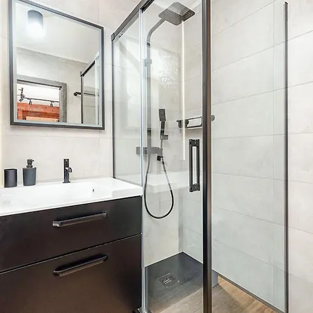 Nadbrzezna 106d36 Gąski