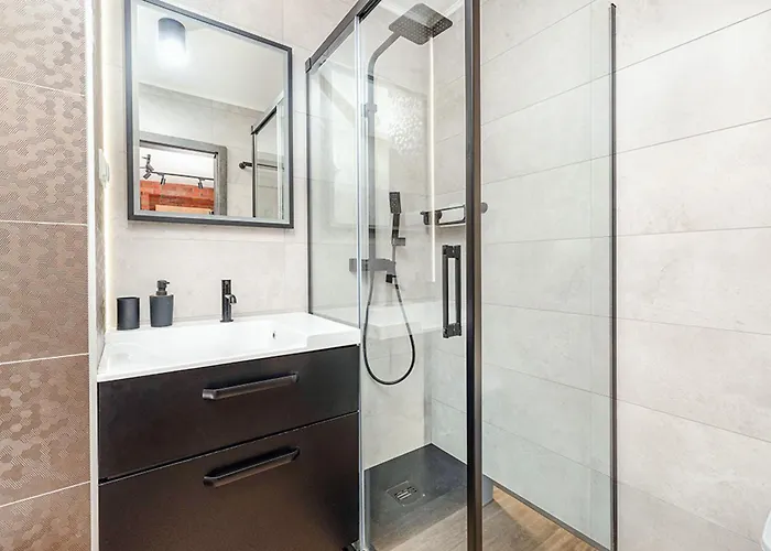 Nadbrzezna 106d36 Gąski