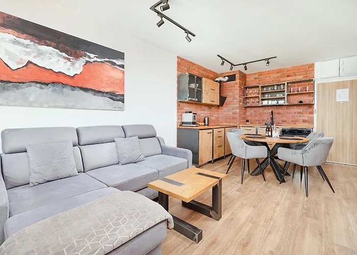 Nadbrzezna 106d36 * Gąski